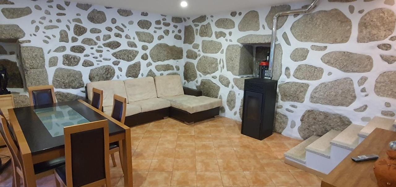 Quinta Da Tormenta -14 Pessoas- Cabeceiras De Basto 2 Casas E Piscina Privada别墅 外观 照片