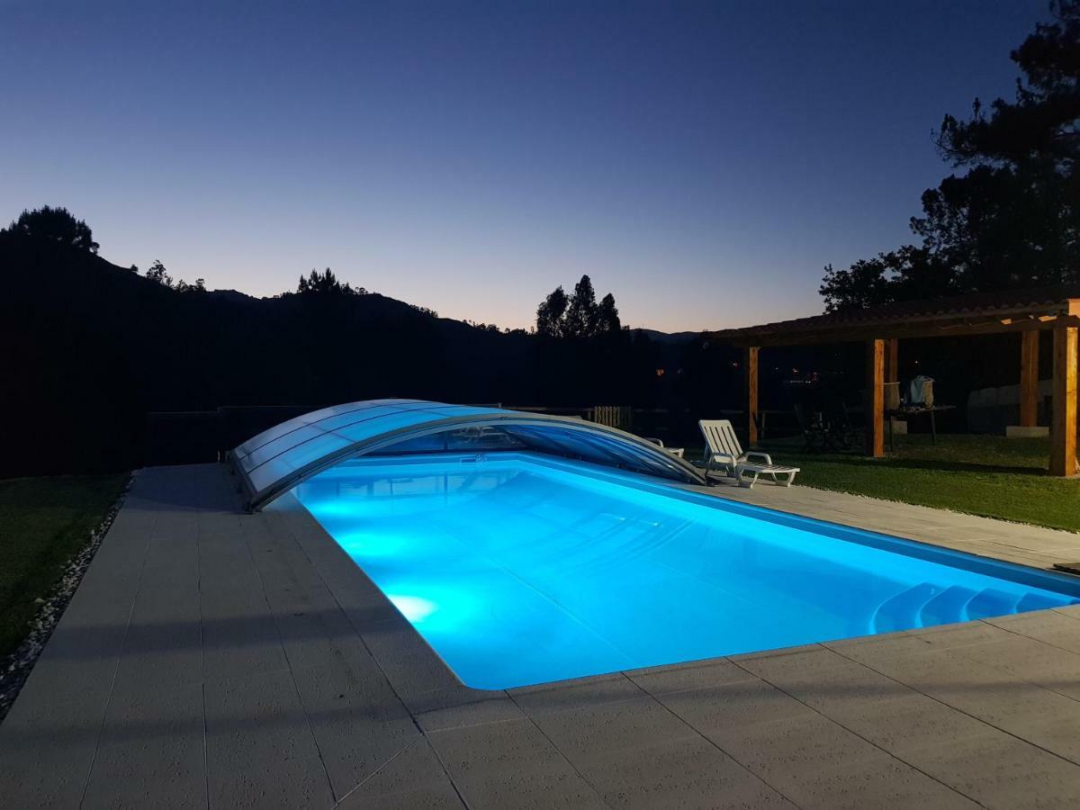 Quinta Da Tormenta -14 Pessoas- Cabeceiras De Basto 2 Casas E Piscina Privada别墅 外观 照片